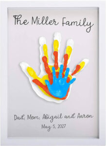 pearhead-clear-family- handprint-frame-best-gift-for-parents